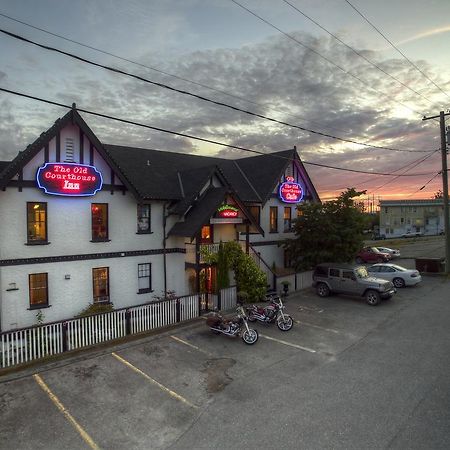 The Old Courthouse Inn Powell River Exterior foto