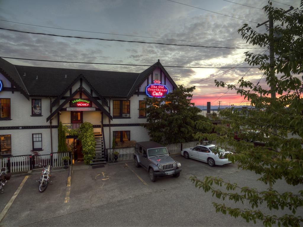 The Old Courthouse Inn Powell River Exterior foto