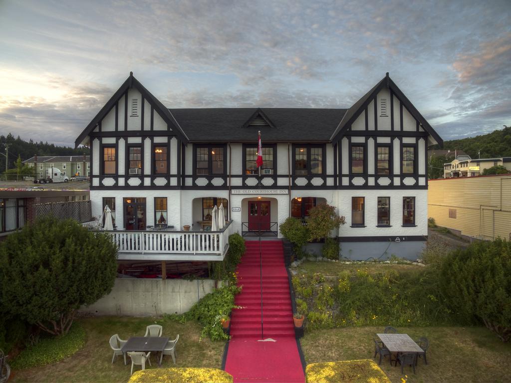 The Old Courthouse Inn Powell River Exterior foto