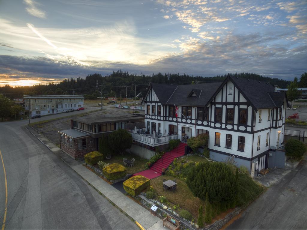 The Old Courthouse Inn Powell River Exterior foto