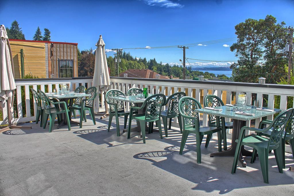 The Old Courthouse Inn Powell River Exterior foto