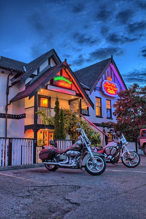 The Old Courthouse Inn Powell River Exterior foto